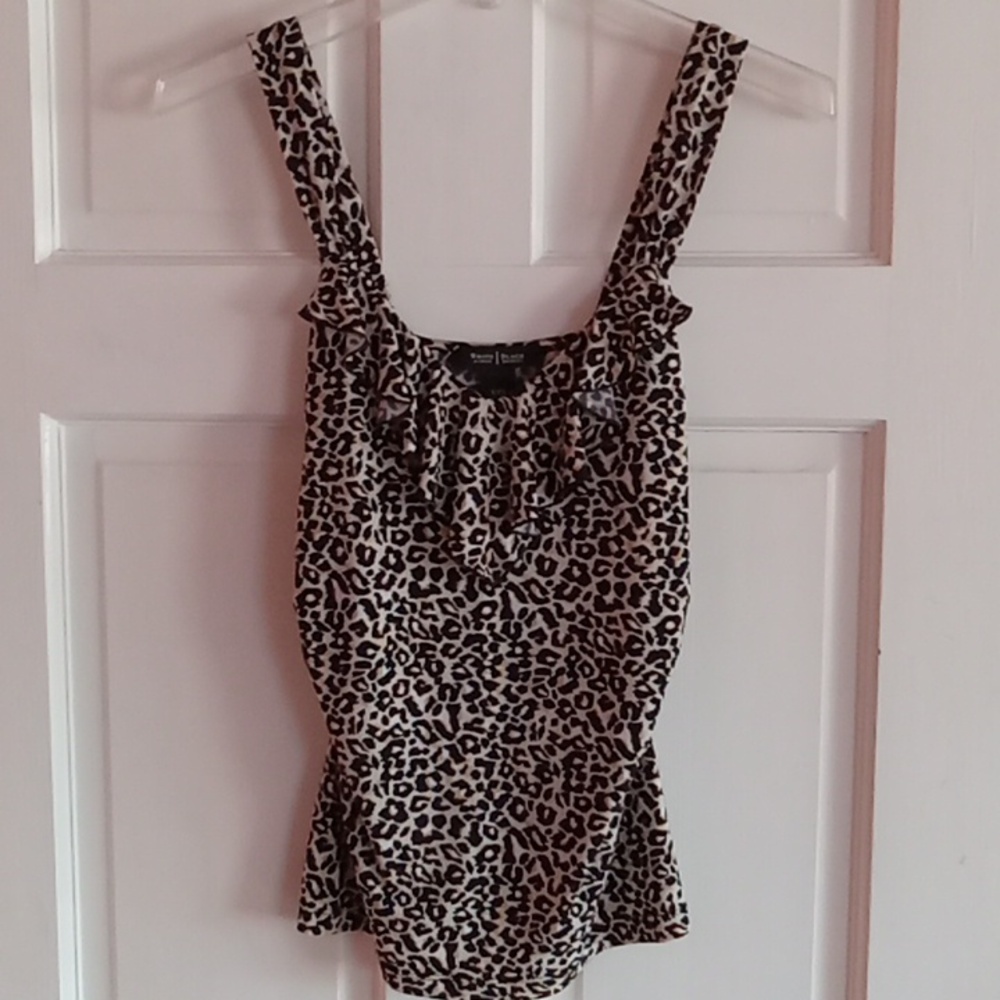 NWOT White House Black Market Animal Print Sleeveless Top, Size XXS